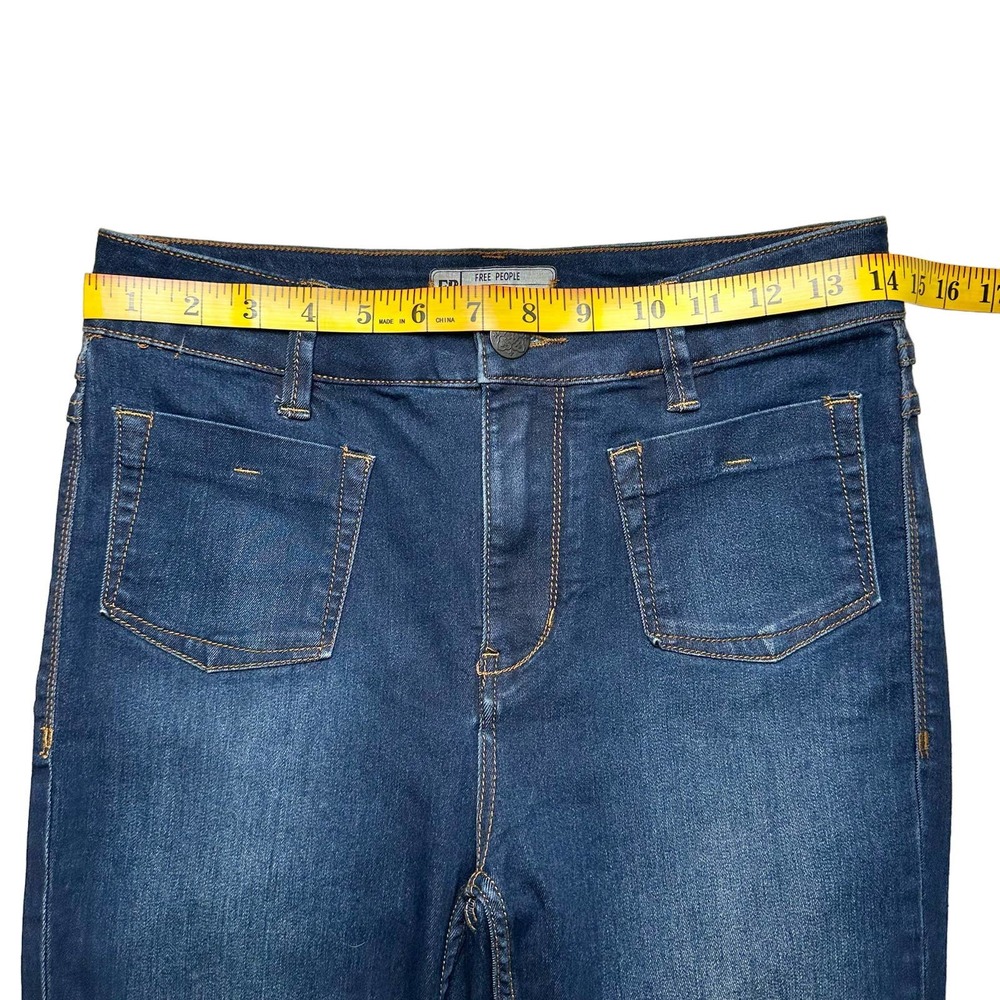Free People | Women | Dark Wash Mid Rise Stretch Skinny Jeans | Size 27 - Picture 3 of 9